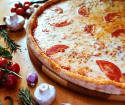 Доставка пиццы в Киеве от пиццерии «Cipollino Pizza»