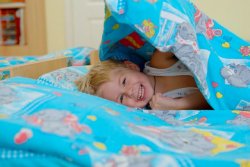 Ребенок не спит днем в детском саду: что делать родителям