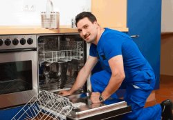 Неисправности холодильников: определить и устранить причину