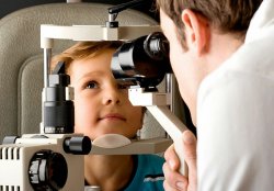 Аппаратное лечение зрения для детей в Украине