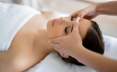 В каких случаях может помочь лечебный массаж головы